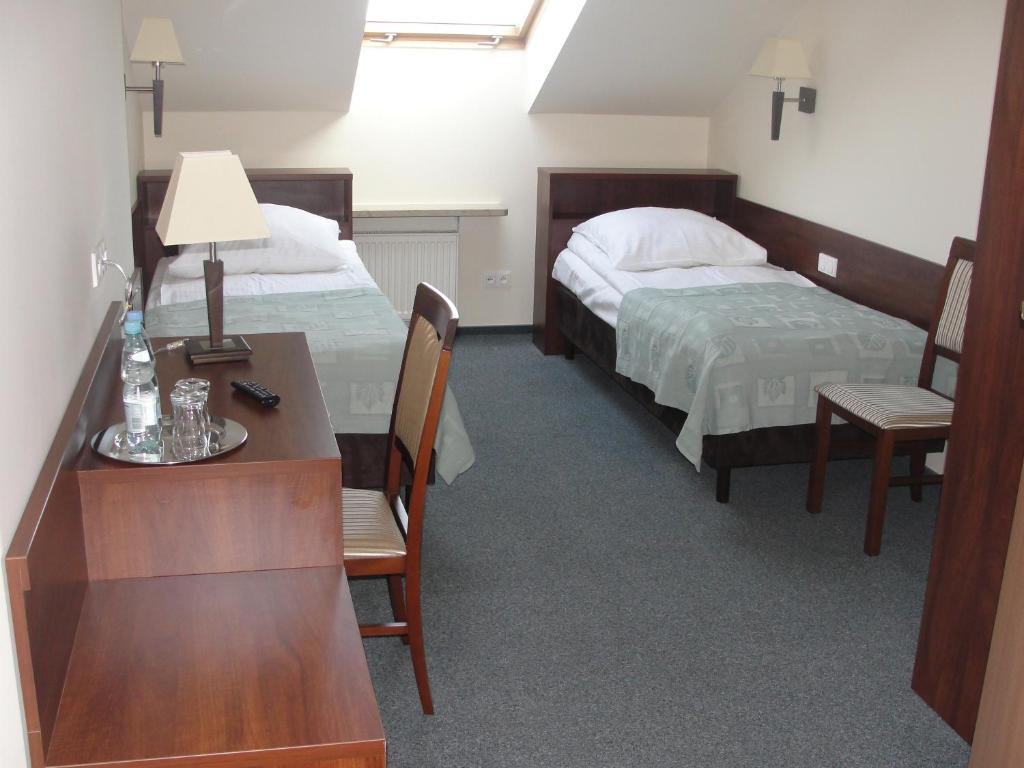 Hotel Panorama Ostrowiec Świętokrzyski Rom bilde