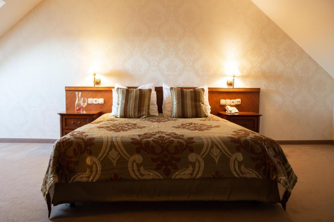 Hotel Panorama Ostrowiec Świętokrzyski Eksteriør bilde