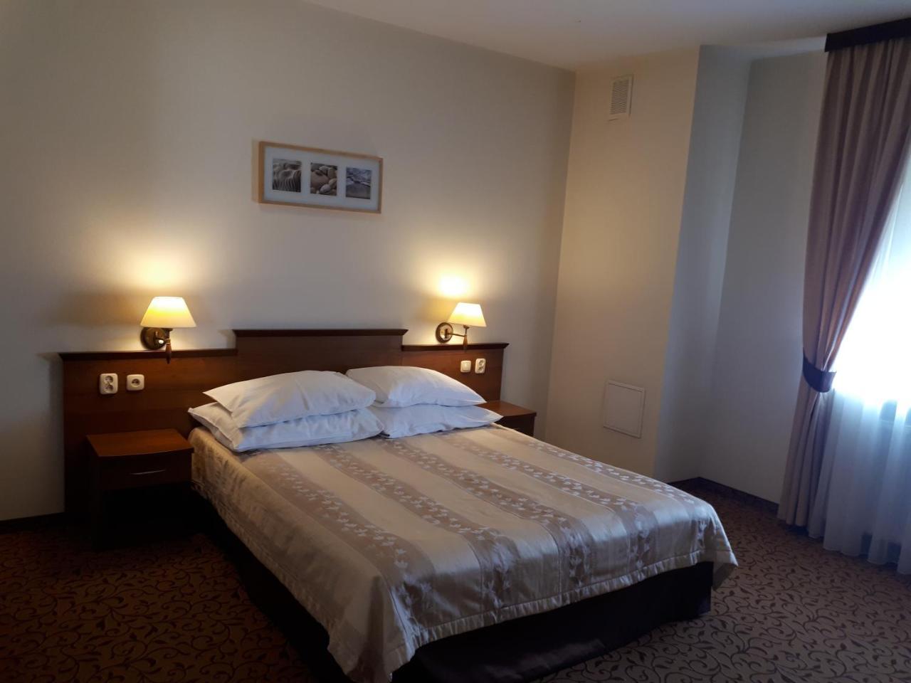 Hotel Panorama Ostrowiec Świętokrzyski Eksteriør bilde