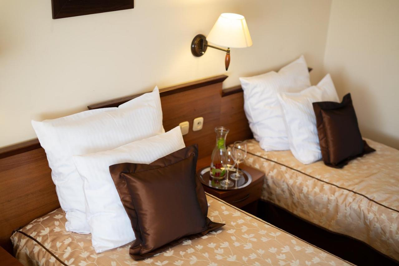 Hotel Panorama Ostrowiec Świętokrzyski Eksteriør bilde